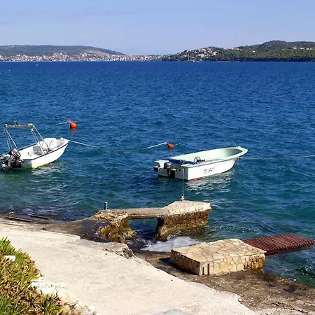 Apartment By The Sea Seget Vranjica, Trogir - 1037 *