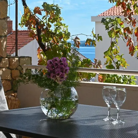Apartment By The Sea Seget Vranjica, Trogir - 1037 Seget Vranjica